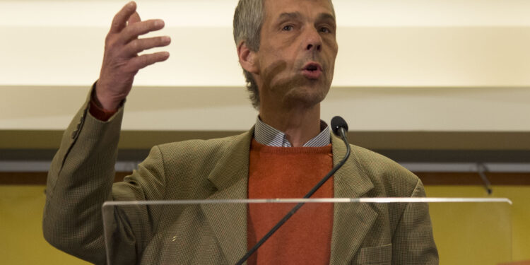 Olivier Dupuis a un convegno nel 2017 (Fonte: Imagoeconomica)