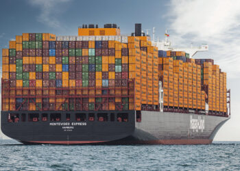 HAPAG - LLOYD AZIENDA INDUSTRIA LOGISTICA TRASPORTO TRASPORTI CARGO CONTAINER NAVE NAVI MONTEVIDEO EXPRESS. Commercio. Fonte: Imago economica