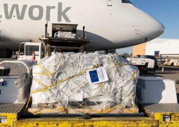 Ponte aereo di aiuti UNICEF per l'Ebola presso l'aeroporto di Liegi (Belgio). Source: EC - Audiovisual Service. Photographer: Lukasz Kobus