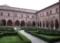 Chiostro di San Simeone, all'interno del complesso monastico di Polirone [foto: Di Dani 7C3 - Opera propria, CC BY-SA 3.0, https://commons.wikimedia.org/w/index.php?curid=5776924]