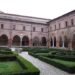 Chiostro di San Simeone, all'interno del complesso monastico di Polirone [foto: Di Dani 7C3 - Opera propria, CC BY-SA 3.0, https://commons.wikimedia.org/w/index.php?curid=5776924]