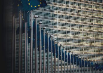 Palazzo Berlaymont a Bruxelles. Photo de Christian Luesur Unsplash