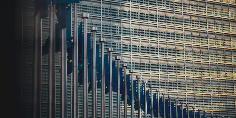 Palazzo Berlaymont a Bruxelles. Photo de Christian Luesur Unsplash