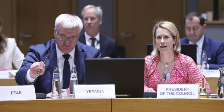 Il ministro degli Esteri ucraino, Andriy Sybiha, con l'Alta rappresentante per la politica estera e di sicurezza dell'UE, Kaja Kallas [Bruxelles, 11 maggio 2026. Foto: European Council]