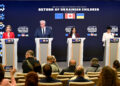 Riunione di alto livello della Coalizione internazionale per il ritorno dei bambini ucraini. Da sinistra a destra l’Alta rappresentante dell’Unione europea per la Politica estera e di sicurezza, Kaja Kallas, la commissaria all'allargamento, Marta Kos, il ministro degli Affari esteri ucraino, Andrii Sybiha e il ministro degli Affari esteri canadese, Anita Anand. Crediti: Consiglio Unione europea.