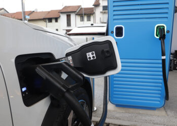 INAUGURAZIONE A2A POWER HUB COLONNINE PER AUTO ELETTRICHE DISTRIBUTORI ENERGIA [Foto: imago economica]