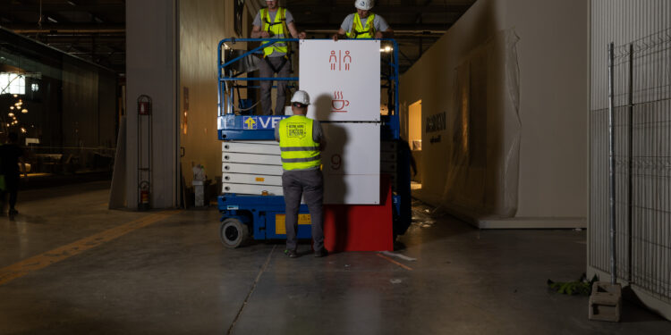 Allestimento Salone del Mobile via Ufficio Stampa Imagoeconomica