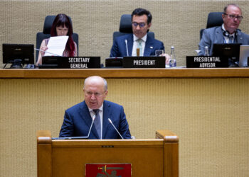Il commissario europeo per la Difesa, Andrius Kubilius, durante il suo intervento all'Assemblea parlamentare della NATO a Vilnius (Fonte: EC - Audiovisual Service)