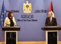 Visita di Dubravka Šuica, Commissario europeo per il Mediterraneo, a Ramallah con Primo Ministro dell'Autorità palestinese, Mohammad Mustafa. [Fonte: EC - Audiovisual Service]