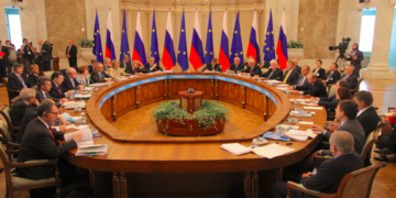 Un momento del summit UE-Russia del 2013 [foto: European Council]