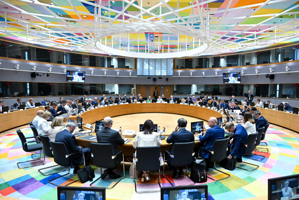 Russia: new EU sanctions over human rights violations
