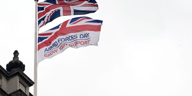 [Photo: Sgt Tom Robinson/MOD, Wikimedia Commons]