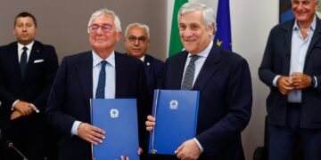 Il ministro degli Affari esteri, Antonio Tajani, e il presidente di Unioncamere, Andrea Prete. Source: Unioncamere