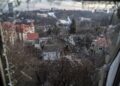 Una zona della periferia di Kiev dopo un attacco russo nel 2022. (Imagoeconomica)