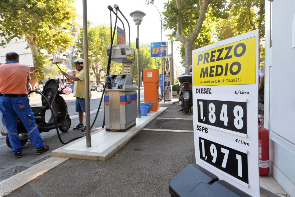 EU June fuel prices drop from May