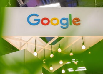 GOOGLE INSEGNA LOGO AZIENDA