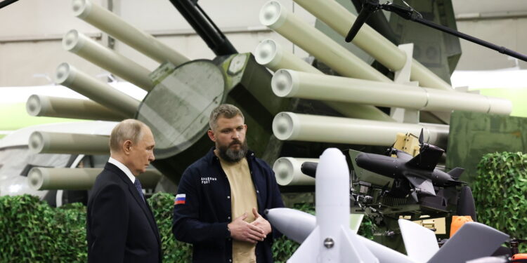 Il presidente russo Vladimir Putin al Forum del fronte popolare panrusso, luglio 2026. Fonte: Imagoeconomica