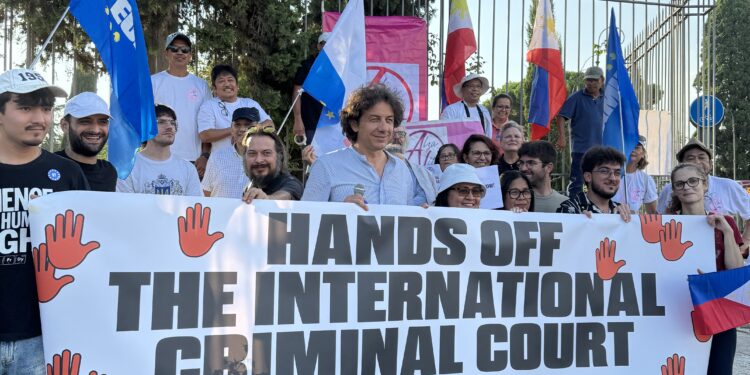 2025 demonstration in support of the ICC and international law - Source: Eumans