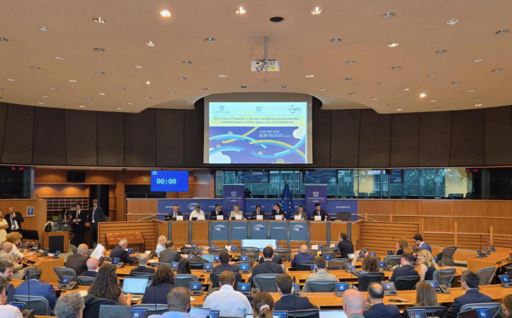 Cars: Confindustria and EPP call for technological neutrality and alternative fuels