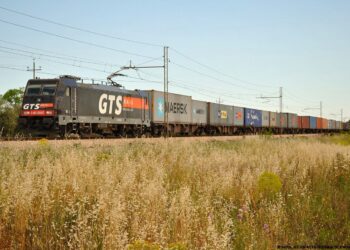 GTS LOGISTIC - Trasporto ferroviario delle merci [foto: imagoeconomica]