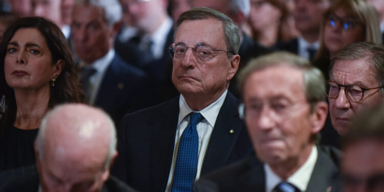 Mario Draghi alla cerimonia per lo scambio degli auguri di fine anno con i rappresentanti delle istituzioni [Roma, 19 dicembre 2025. Foto: Andrea di Biagio/imagoeconomica]