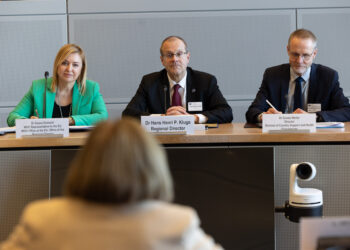 Hans Kluge durante un incontro a palazzo Berlaymont nel 2024. Crediti: Commissione europea
