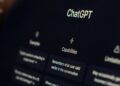 Schermo di un PC con finestra aperta su Chatgpt. Crediti: Emiliano Vittoriosi via Unsplash