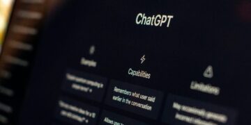Schermo di un PC con finestra aperta su Chatgpt. Crediti: Emiliano Vittoriosi via Unsplash