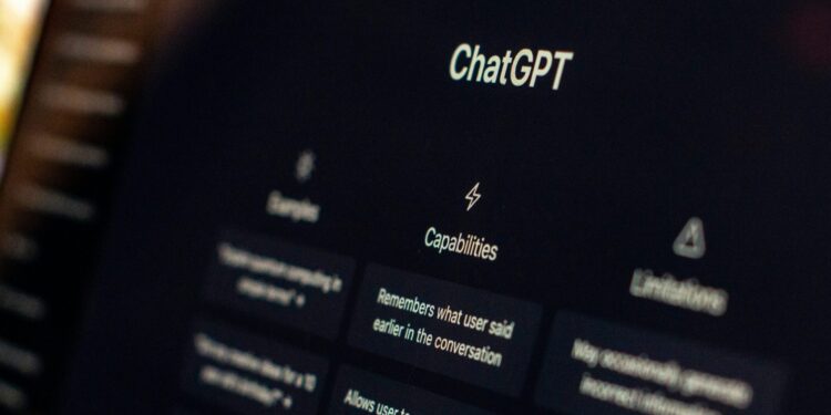 Schermo di un PC con finestra aperta su Chatgpt. Crediti: Emiliano Vittoriosi via Unsplash