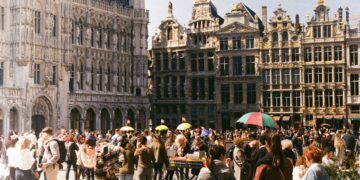 Grand Place (Bruxelles). Crediti: Nate Holland via Unsplash
