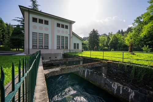 CENTRALE IDROELETTRICA (Imagoeconomica)