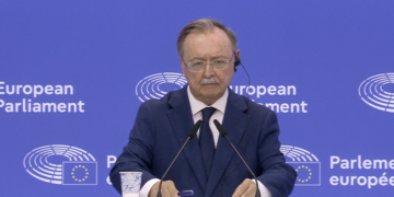 il sindaco di Ceuta, Juan Jesús Vivas, al Parlamento europeo. Crediti: Commissione europea