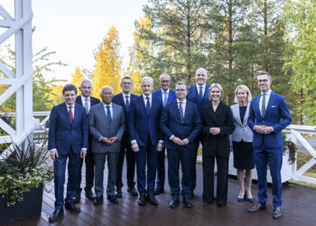 Foto di famiglia al Summit europeo sull'Artico. Source: EU Council