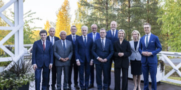 Foto di famiglia al Summit europeo sull'Artico. Source: EU Council