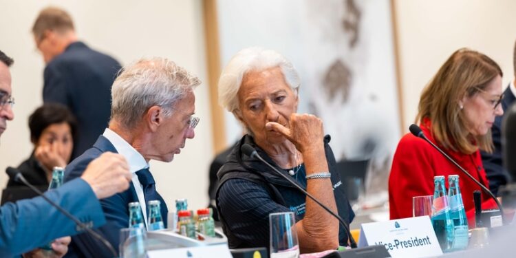 Da sinistra: Boris Vujčić, vicepresidente della BCE, e Christine Lagarde, presidente della BCE, in un momento della riunione del consiglio direttivo ospitato dalla Deutsche  Bundesbank [Berlino, 10 settembre 2026. Foto: Lorena Deidda/ECB. Copyright: (c) 2026 European Central Bank www.ecb.europa.eu]