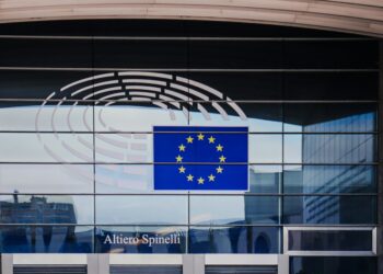 Parlamento europeo di Bruxelles. Crediti: Natalie Dunn via Unsplash