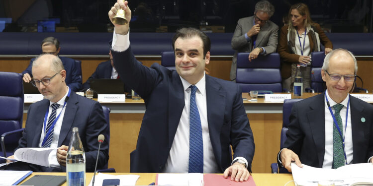Il presidente dell'Eurogruppo, Kyriakos Pierrakakis, apre la riunione dell'Eurogruppo. Lussemburgo 8 ottobre 2026. Source: EU Council