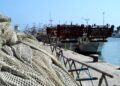 Pescherecci e reti da pesca al porto [foto: imagoeconomica]