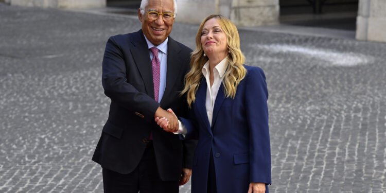La premier Giorgia Meloni con il presidente del Consiglio europeo, Antonio Costa. Settembre 2026. Source: Imagoeconomica