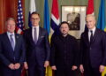 Da sinistra a destra l'inviato speciale di Donald Trump, Steve Witkoff, il presidente della Finlandia, Alexander Stubb,il presidente dell'Ucraina, Volodymyr Zelenskyy e il primo ministro della Norvegia, Jonas Gahr Store, al Vertice di Oslo. Crediti: Imagoeconomica