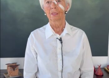 La presidente della BCE, Christine Lagarde, nel video in cui annuncia le sue dimissioni. 29 ottobre 2026. Source: Eunews via X