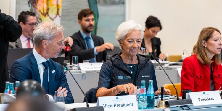 Un momento della riunione del consiglio direttivo della BCE a settembre [Berlino, 10 settembre 2026. Foto: Lorena Deidda/ECB. Copyright: 2026 European Central Bank www.ecb.europa.eu]