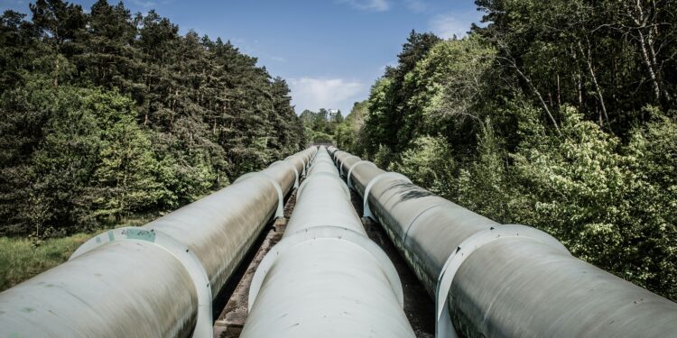 Pipeline. Photo de Wolfgang Weisersur Unsplash